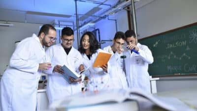 Salles de sciences : comment optimiser l’espace et le temps d’utilisation ?